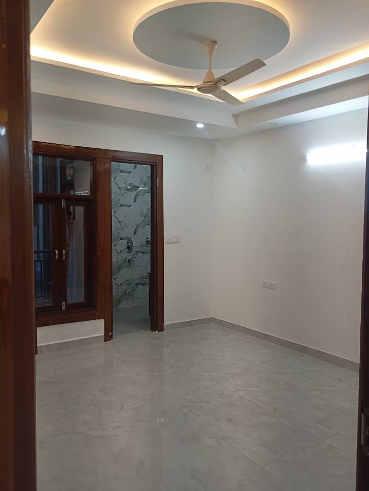 3BHK · Semi Furnished · Apartment