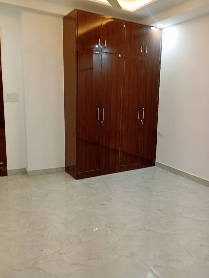 3BHK · Semi Furnished · Apartment