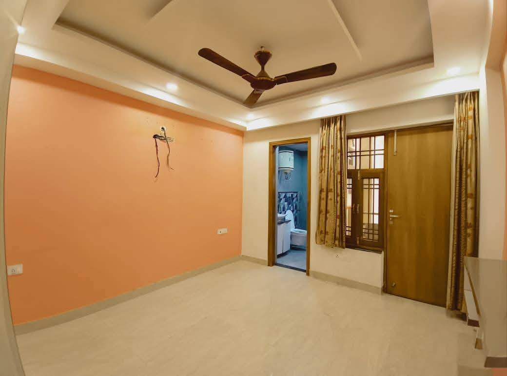 3BHK · Semi Furnished · Apartment