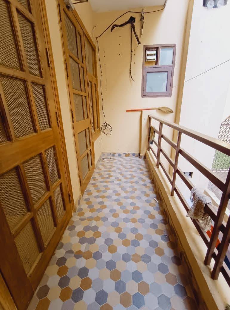 3BHK · Semi Furnished · Apartment