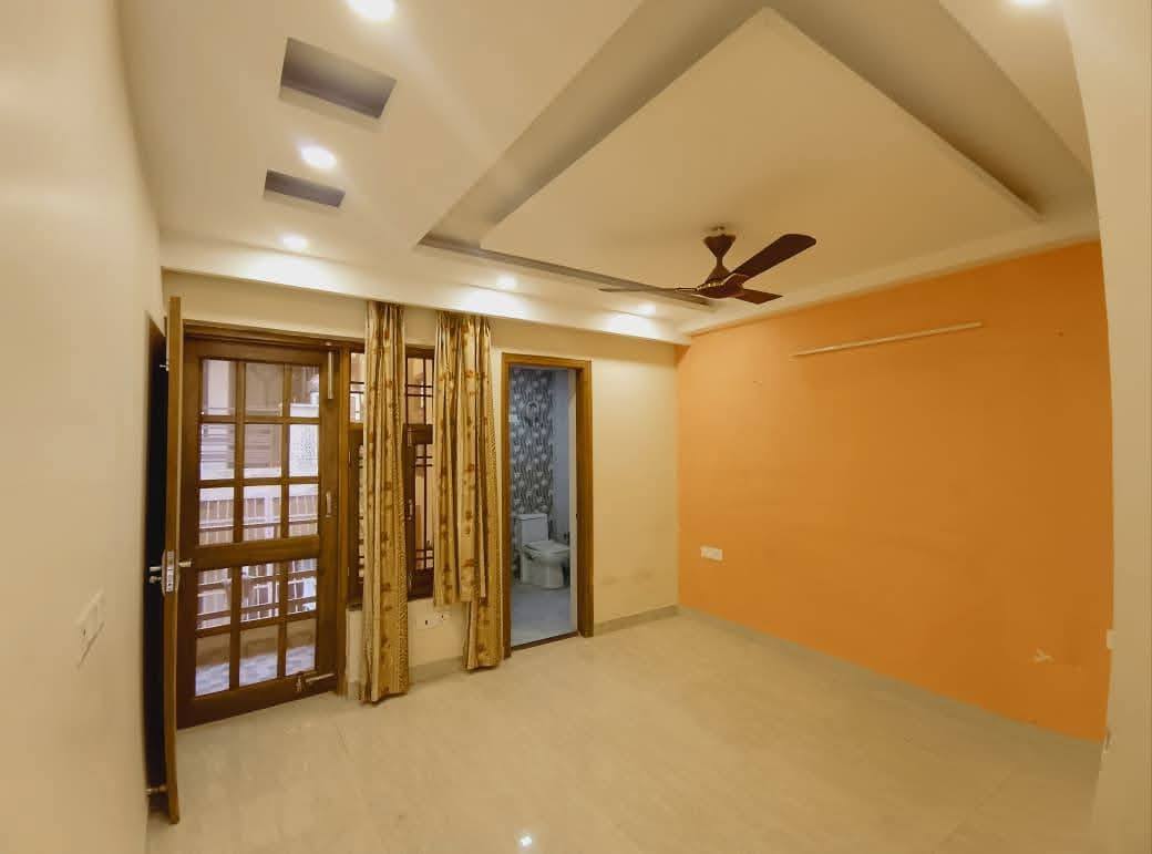 3BHK · Semi Furnished · Apartment