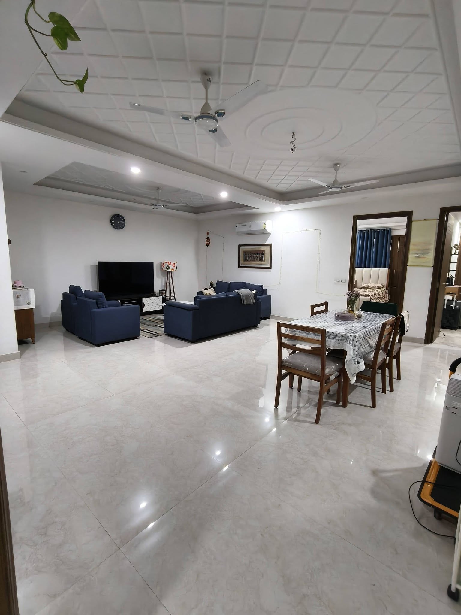3BHK · Semi Furnished · Apartment