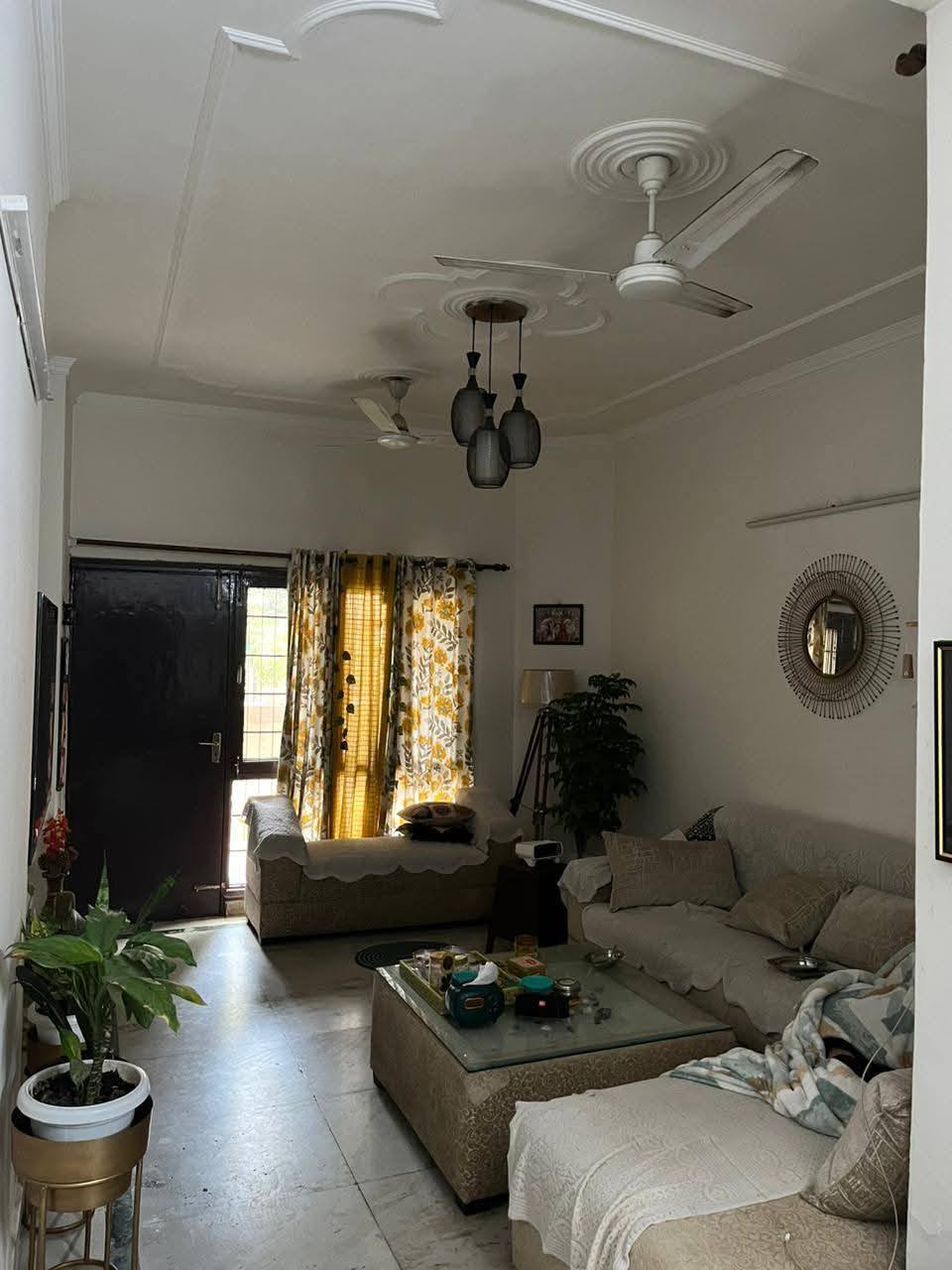 2BHK · Semi Furnished · Apartment