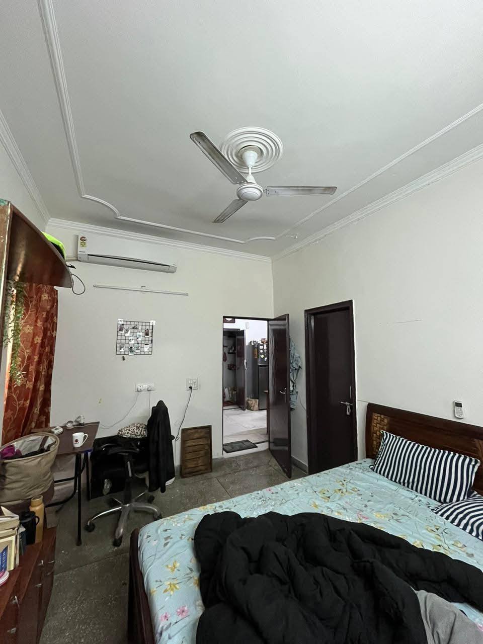 2BHK · Semi Furnished · Apartment