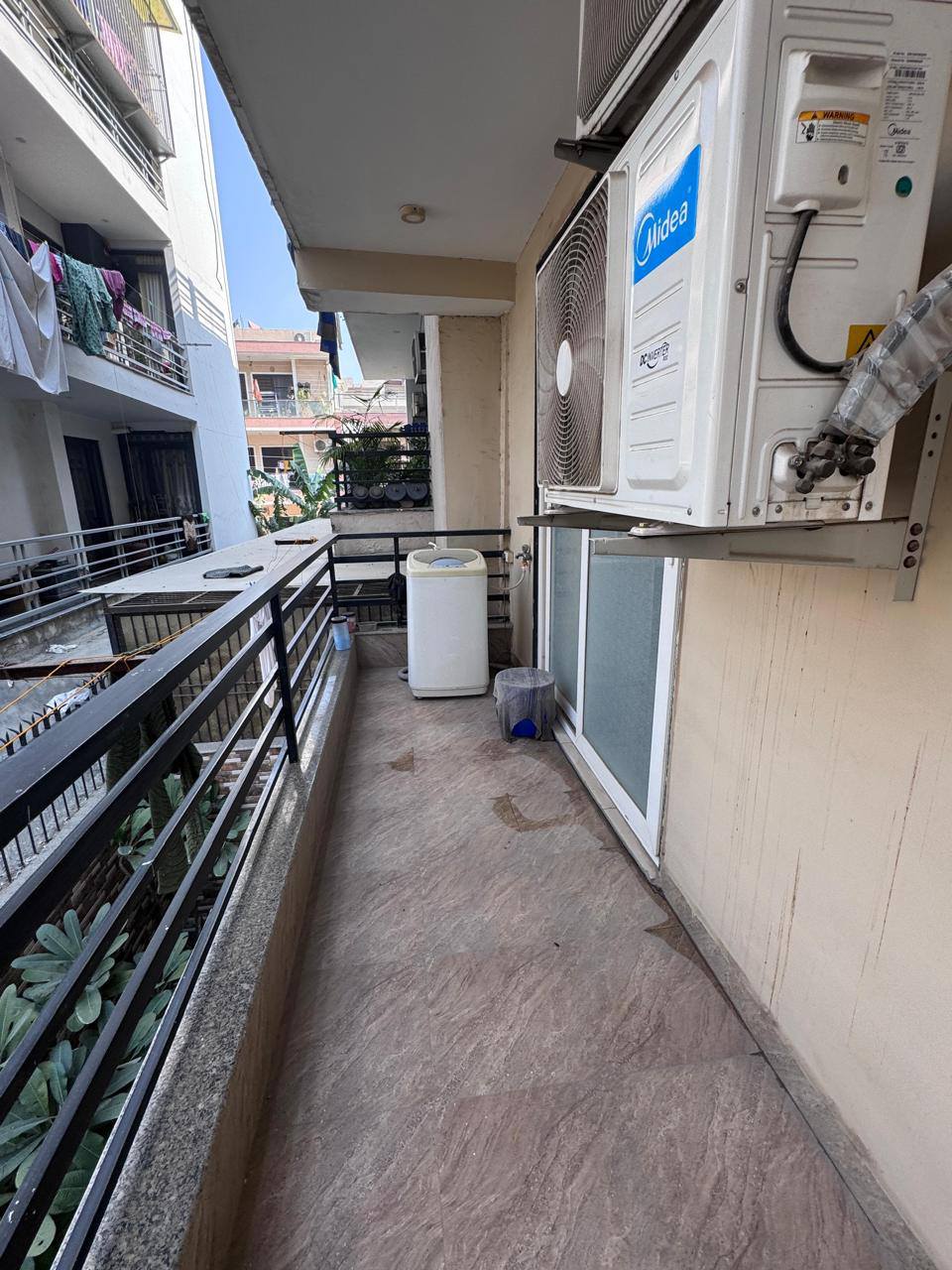 3BHK · Semi Furnished · Apartment
