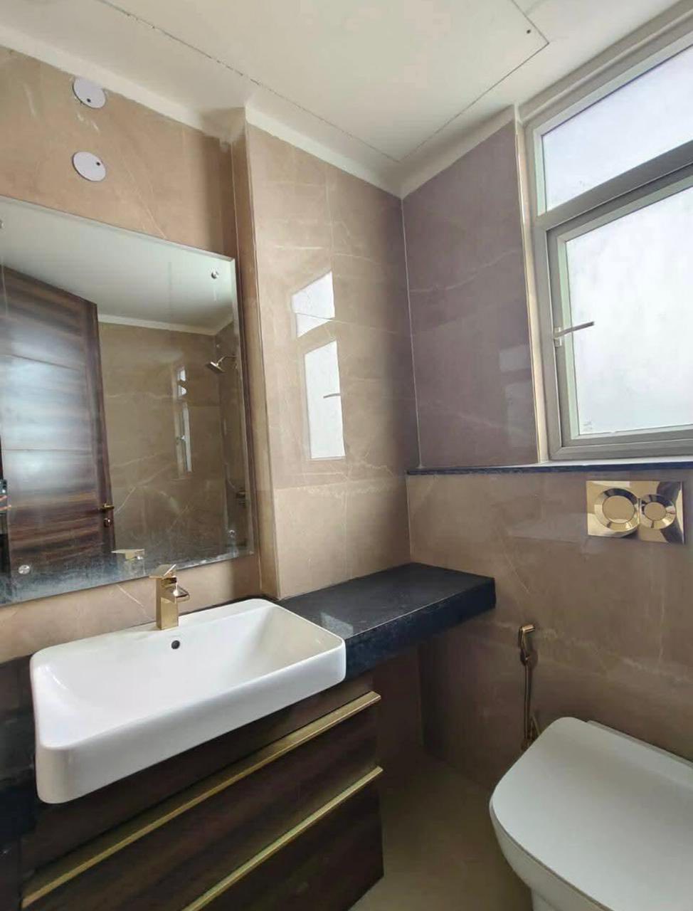3BHK · Semi Furnished · Apartment