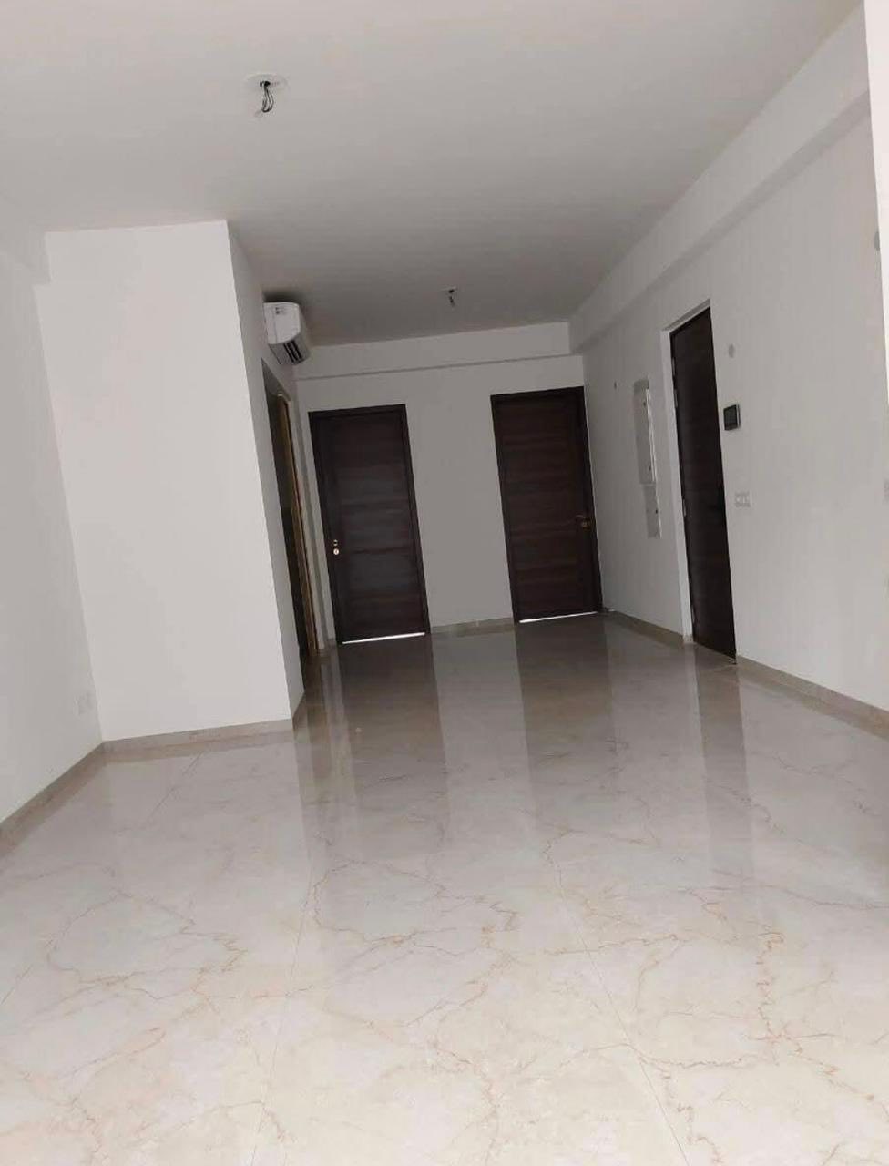 3BHK · Semi Furnished · Apartment