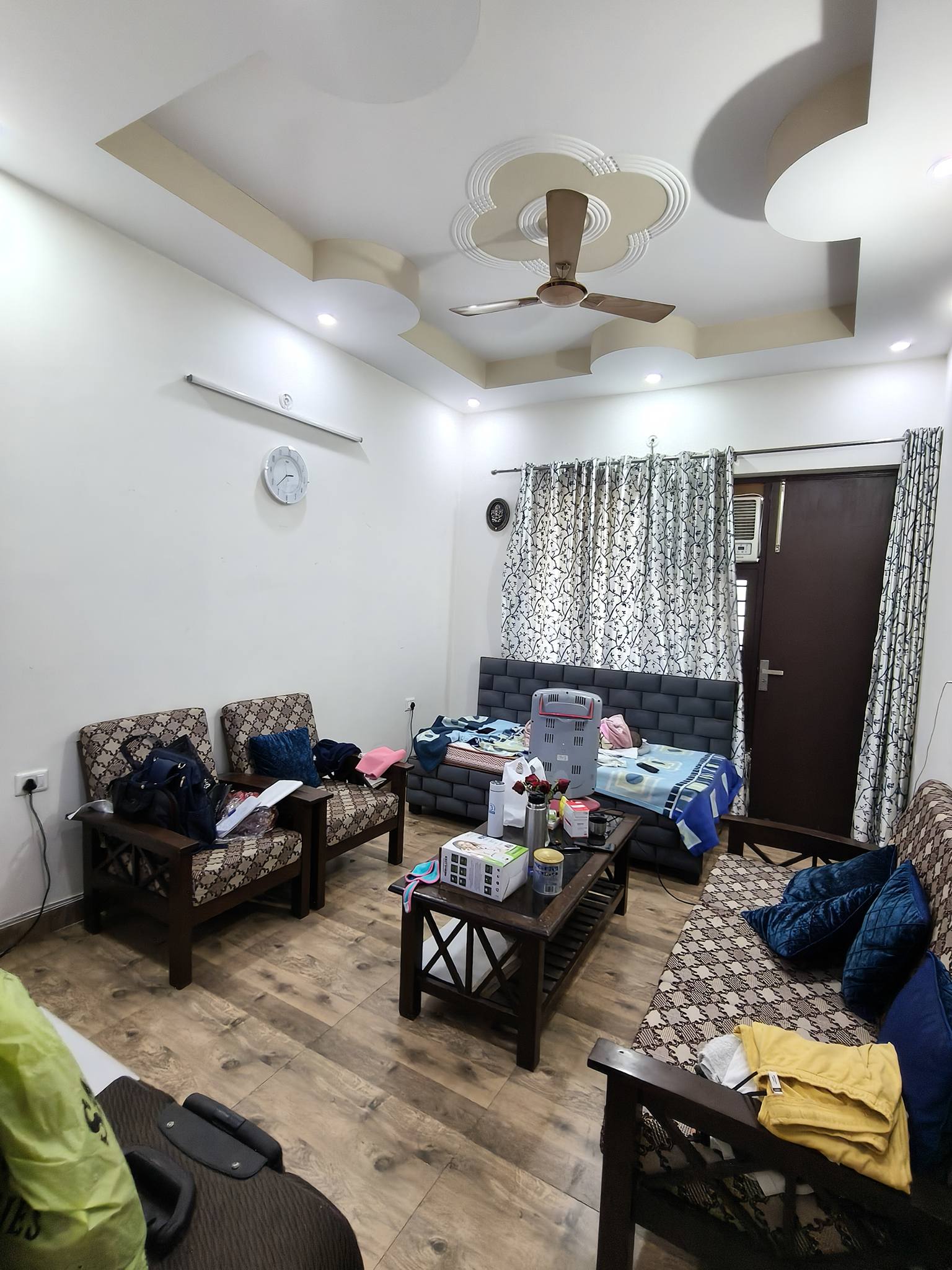 3BHK · Semi Furnished · Apartment