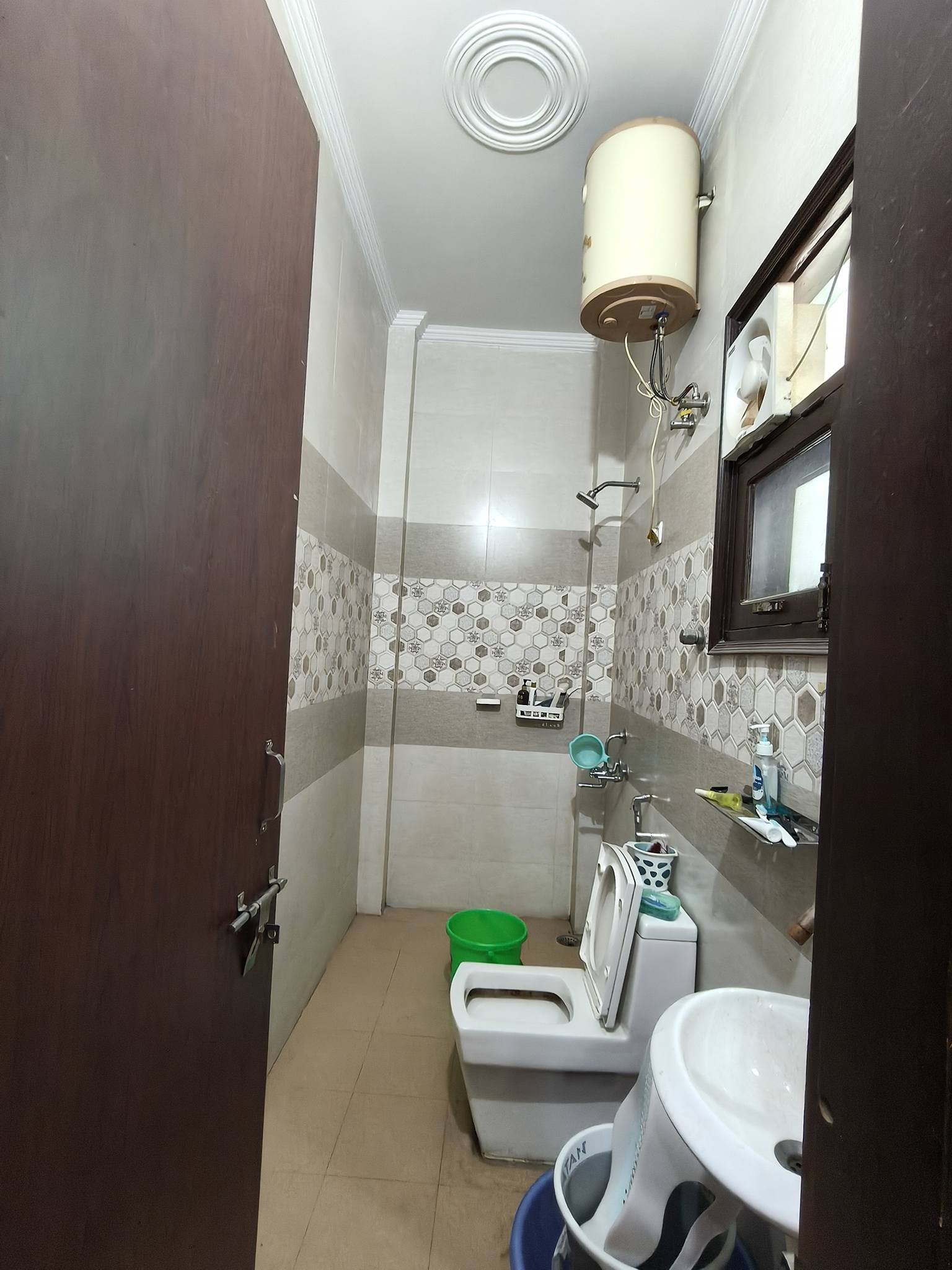 3BHK · Semi Furnished · Apartment