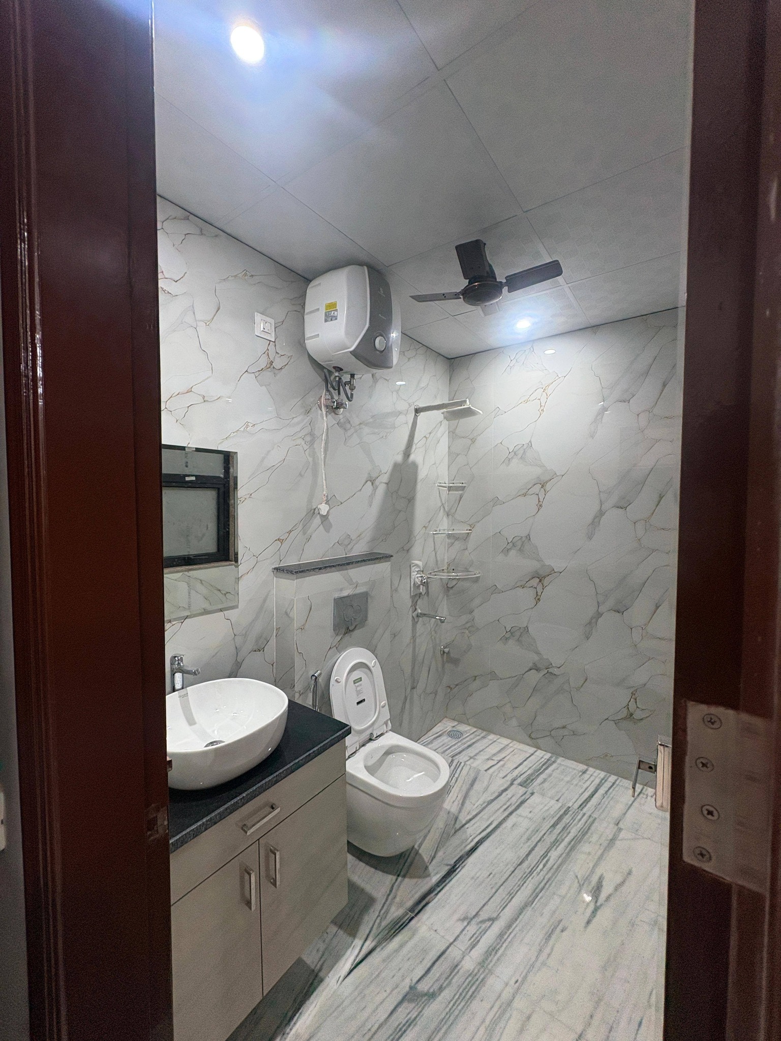 3BHK · Semi Furnished · Apartment