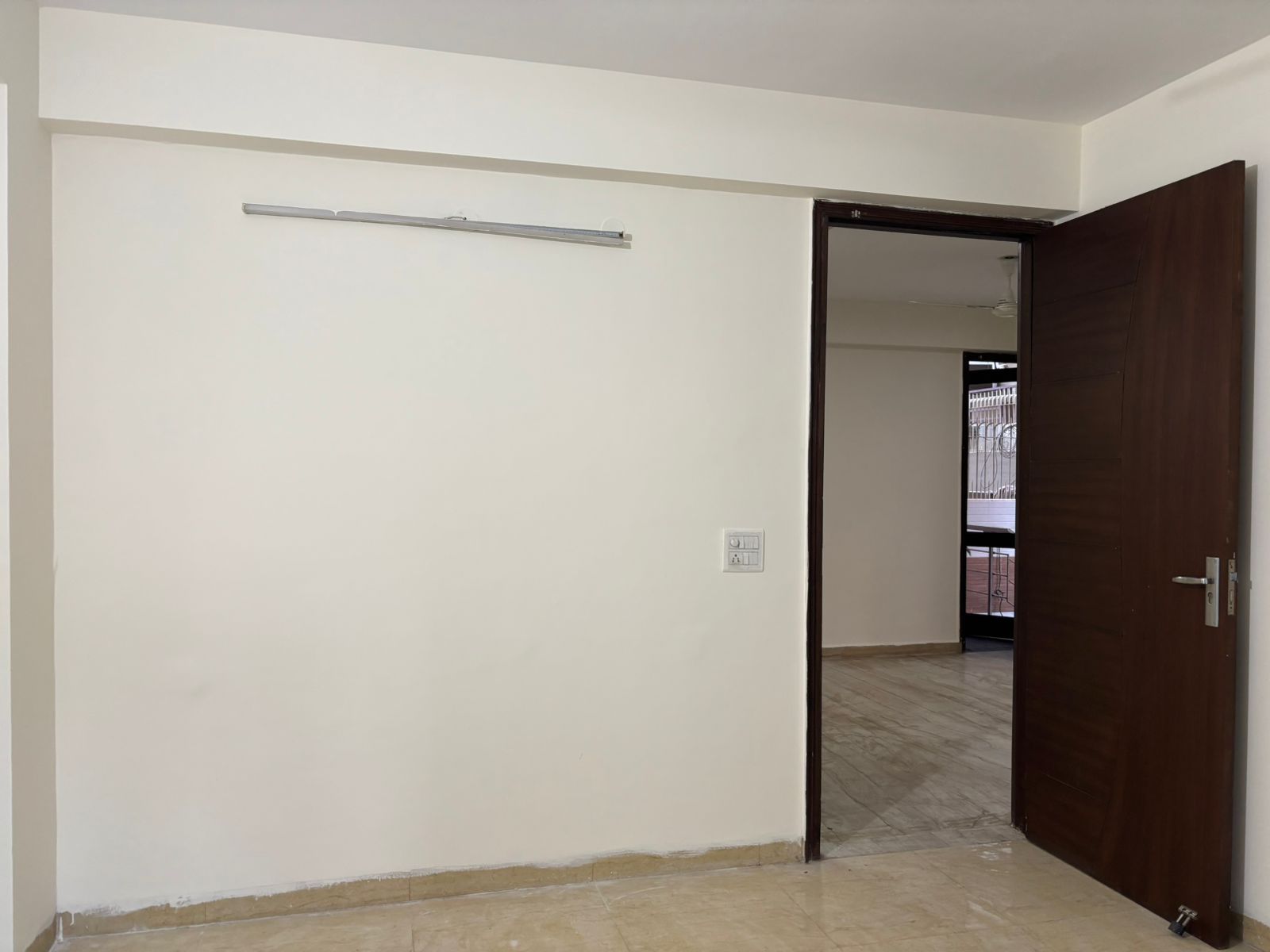 2BHK · Semi Furnished · Apartment