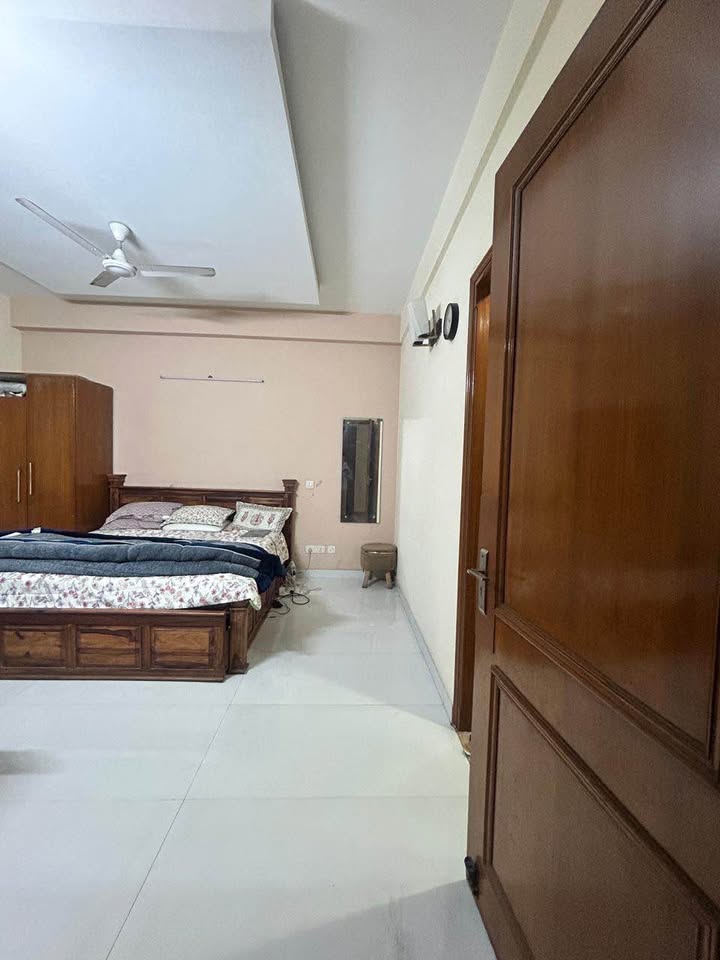 4BHK · Furnished · Apartment