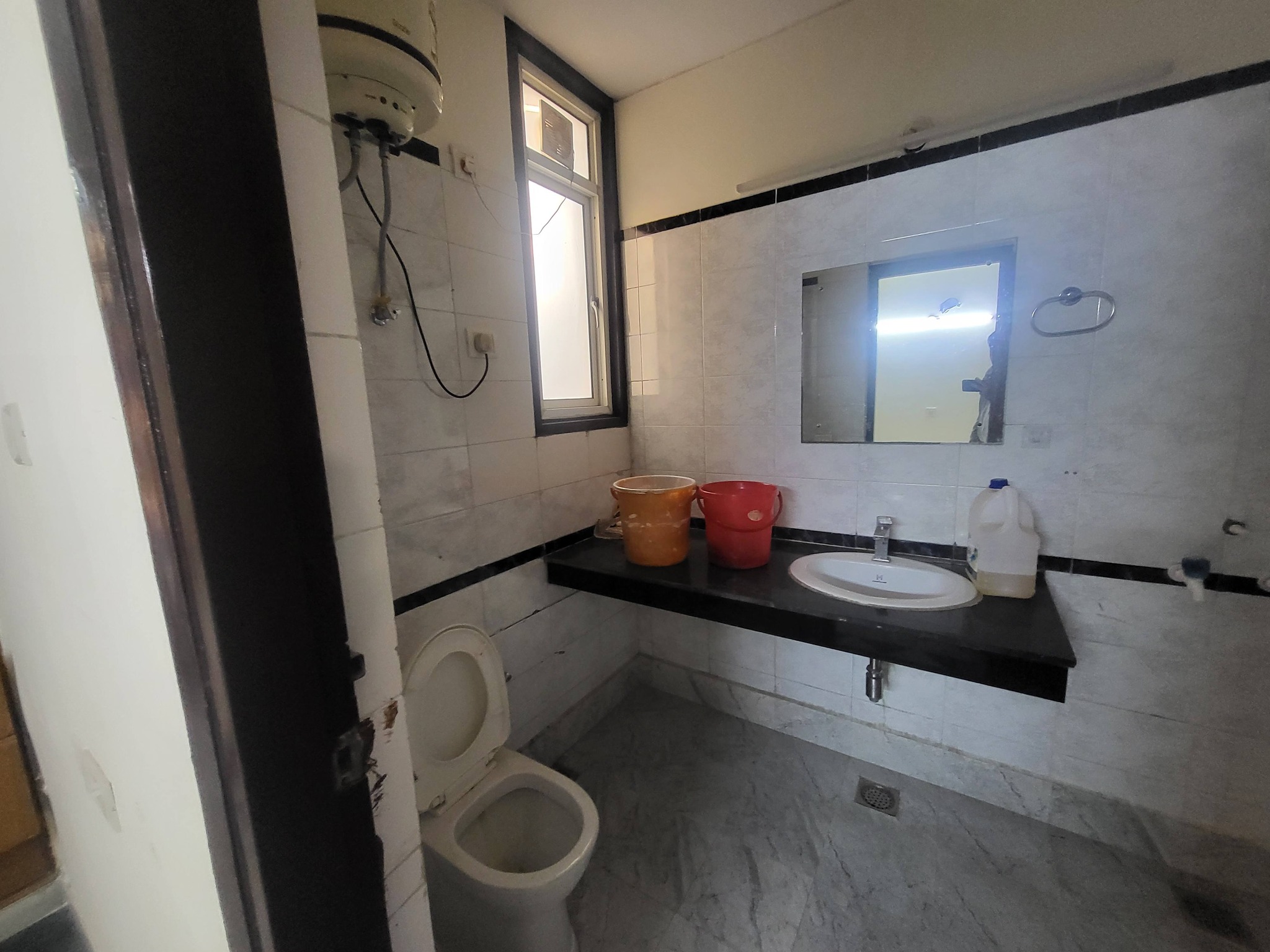 3BHK · Semi Furnished · Apartment