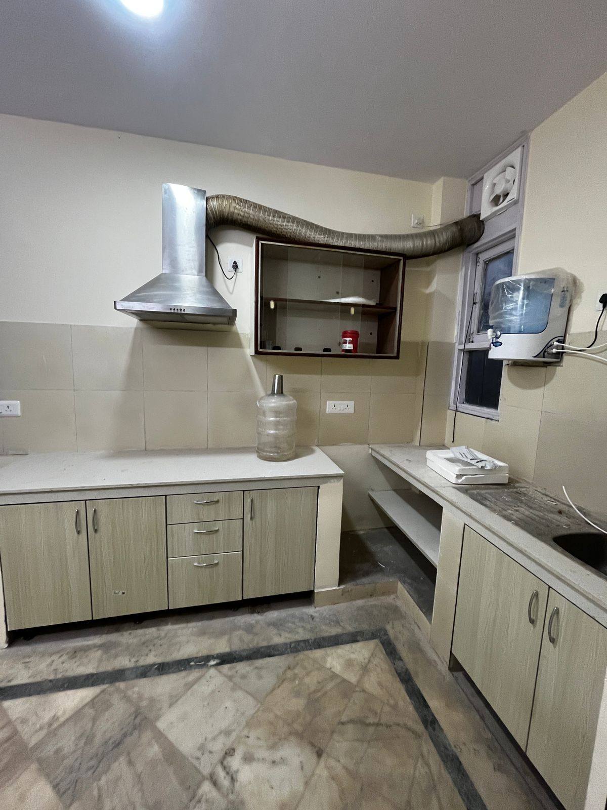 3BHK · Semi Furnished · Apartment