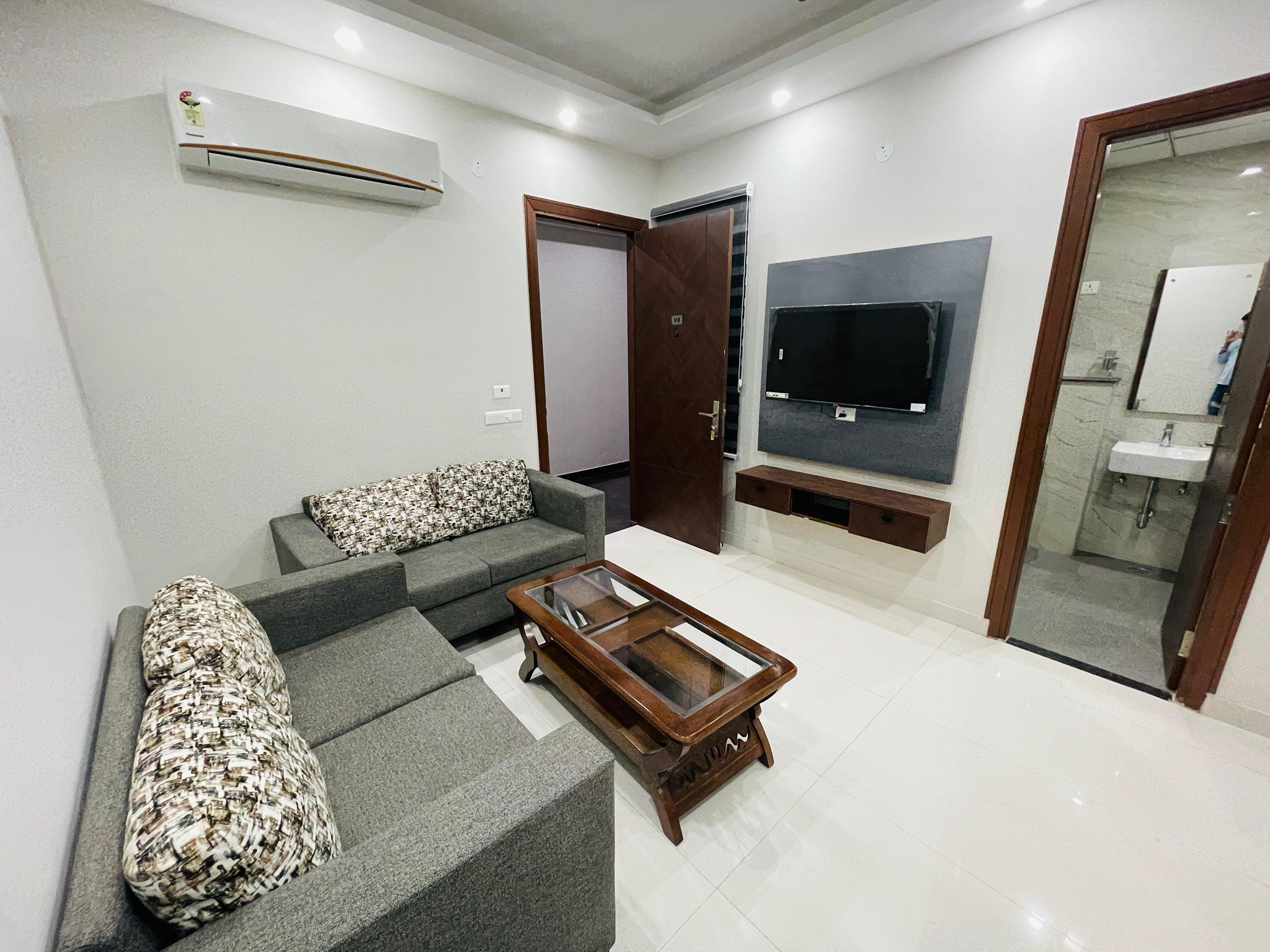 1BHK · Furnished · Apartment