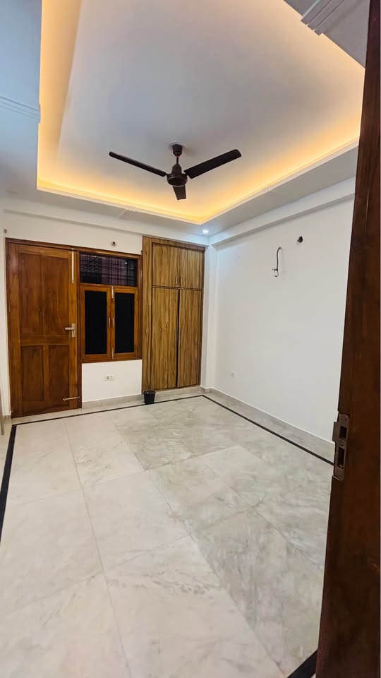 2BHK · Semi Furnished · Apartment