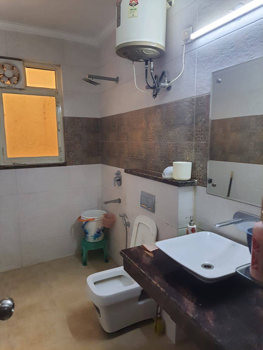 2BHK · Semi Furnished · Apartment