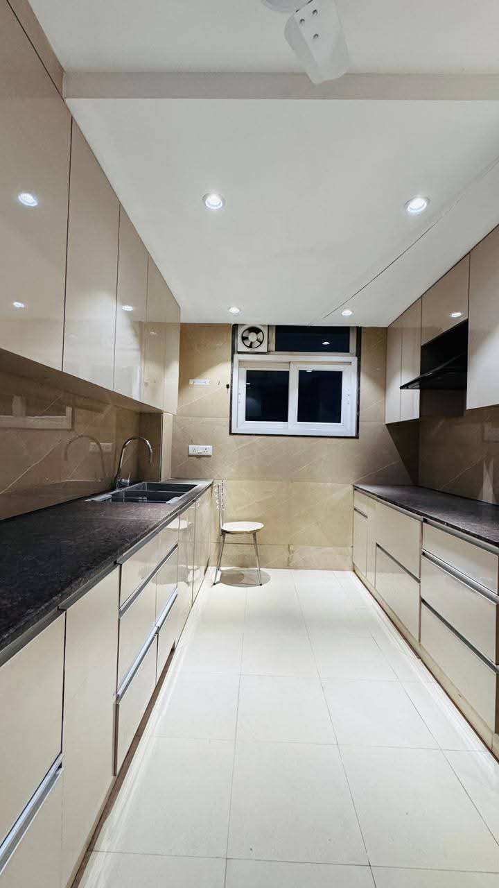 3BHK · Semi Furnished · Apartment