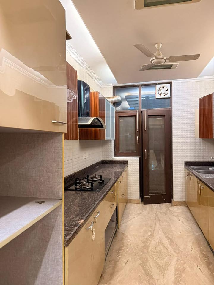 3BHK · Semi Furnished · Apartment
