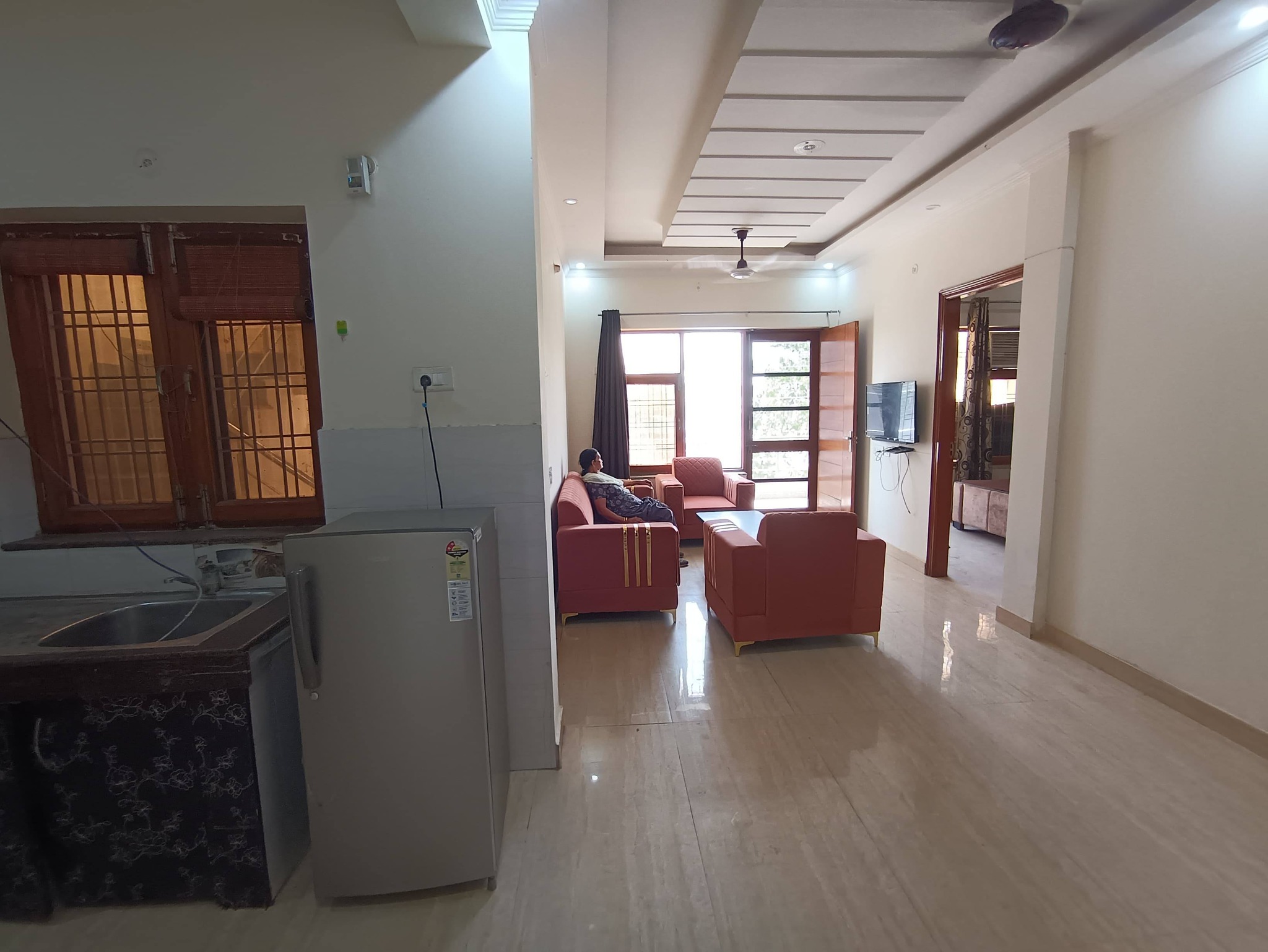3BHK · Semi Furnished · Apartment