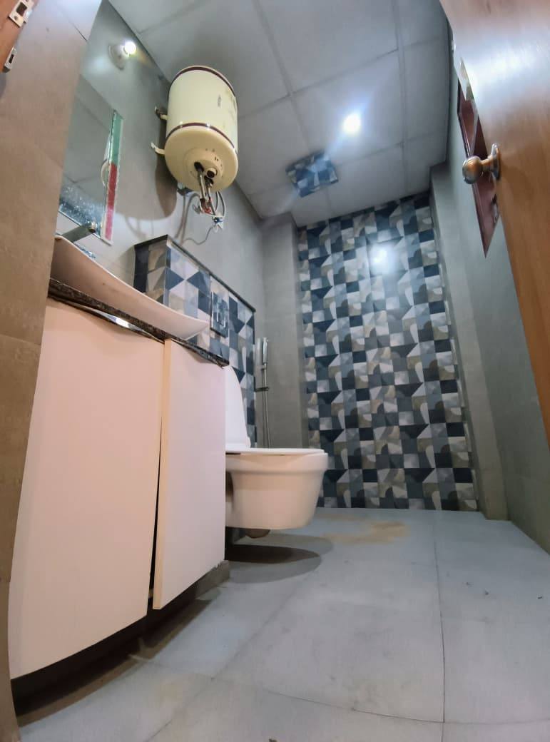 3BHK · Semi Furnished · Apartment