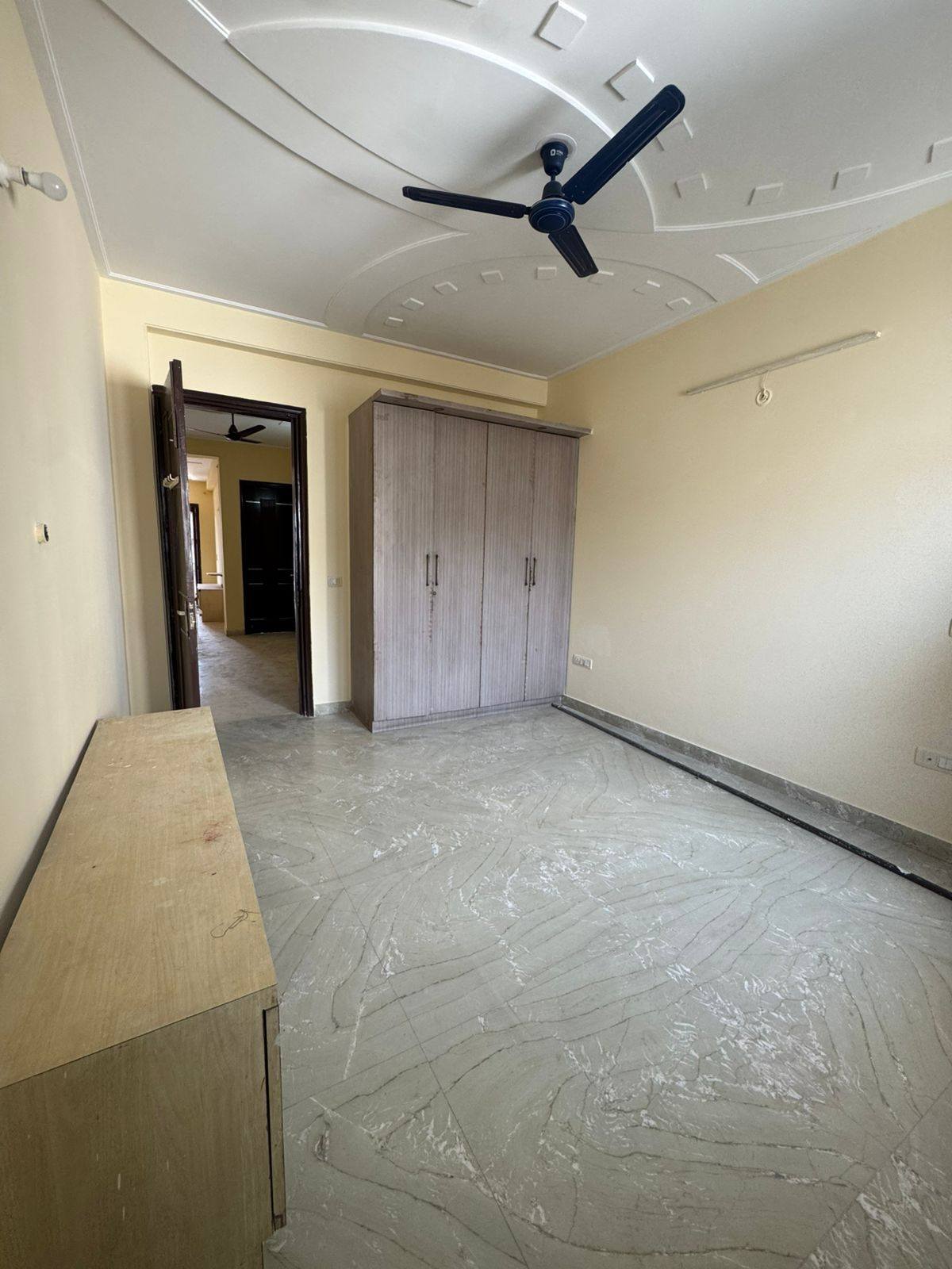 3BHK · Semi Furnished · Apartment