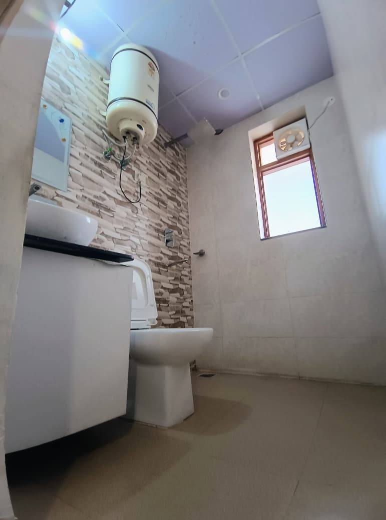 3BHK · Semi Furnished · Apartment
