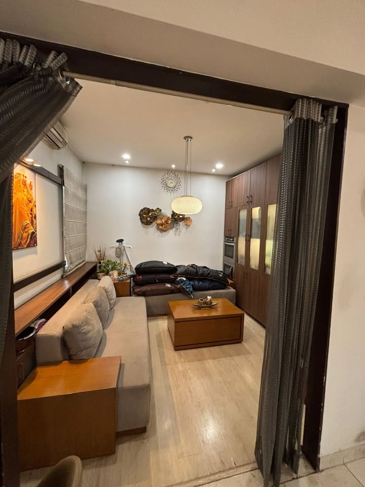 4BHK · Furnished · Apartment