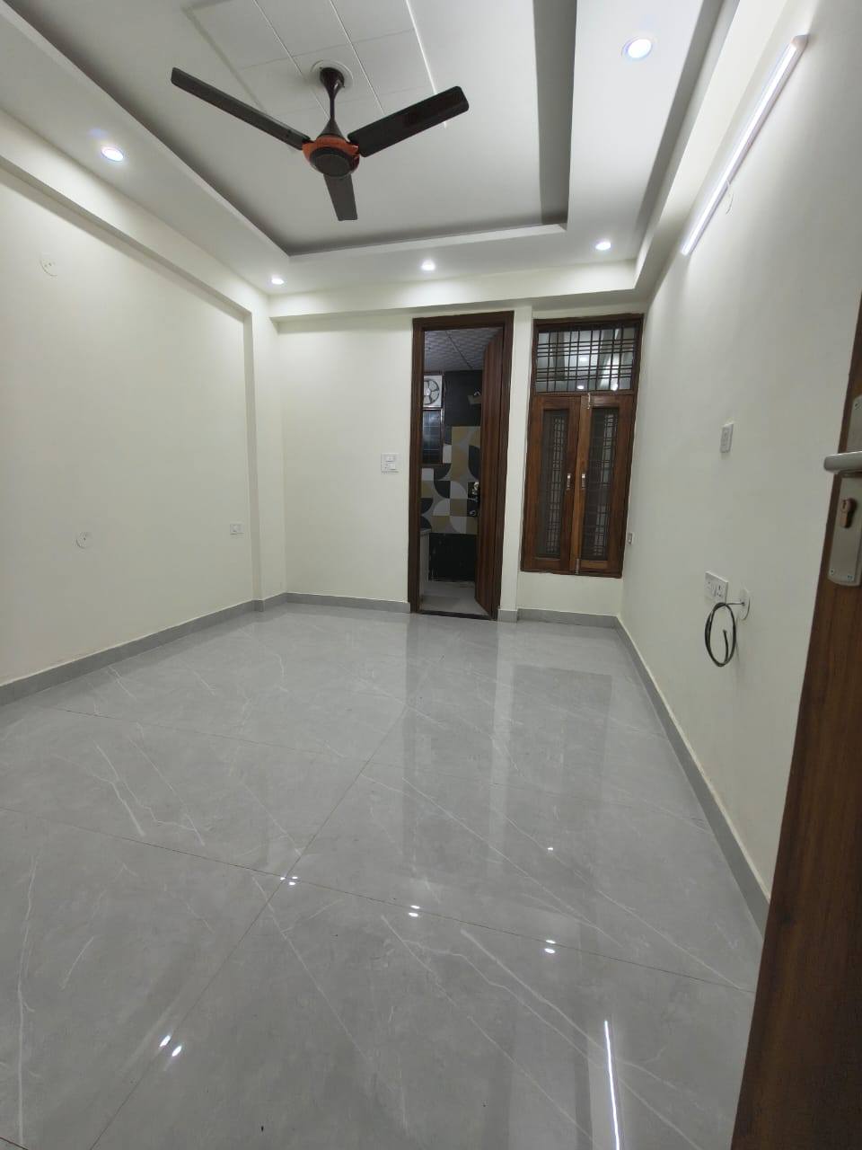 3BHK · Semi Furnished · Apartment