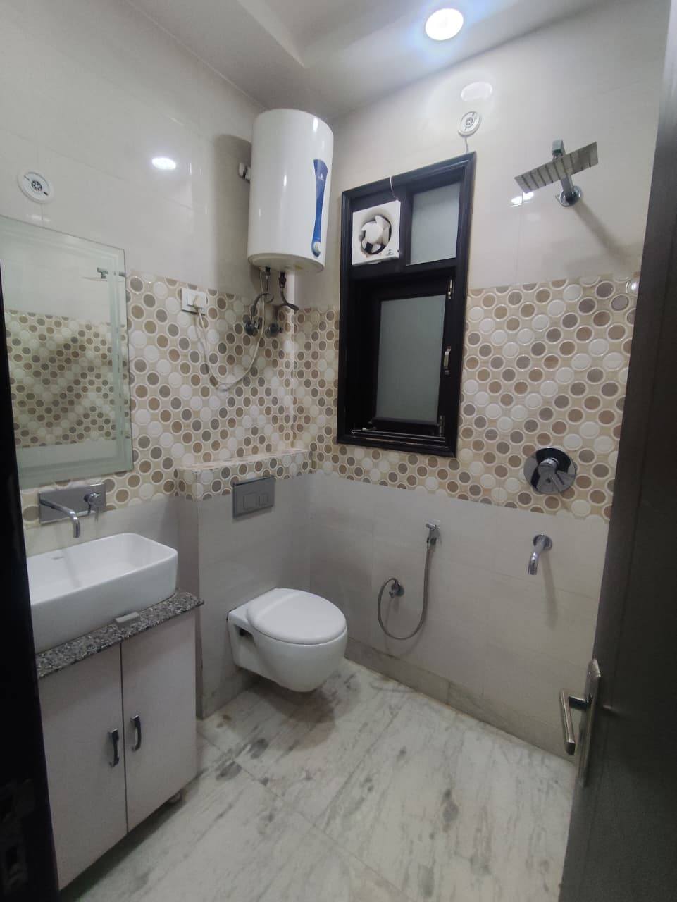 3BHK · Semi Furnished · Apartment