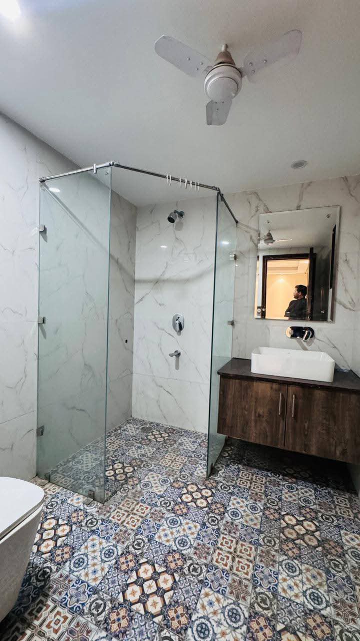 3BHK · Semi Furnished · Apartment