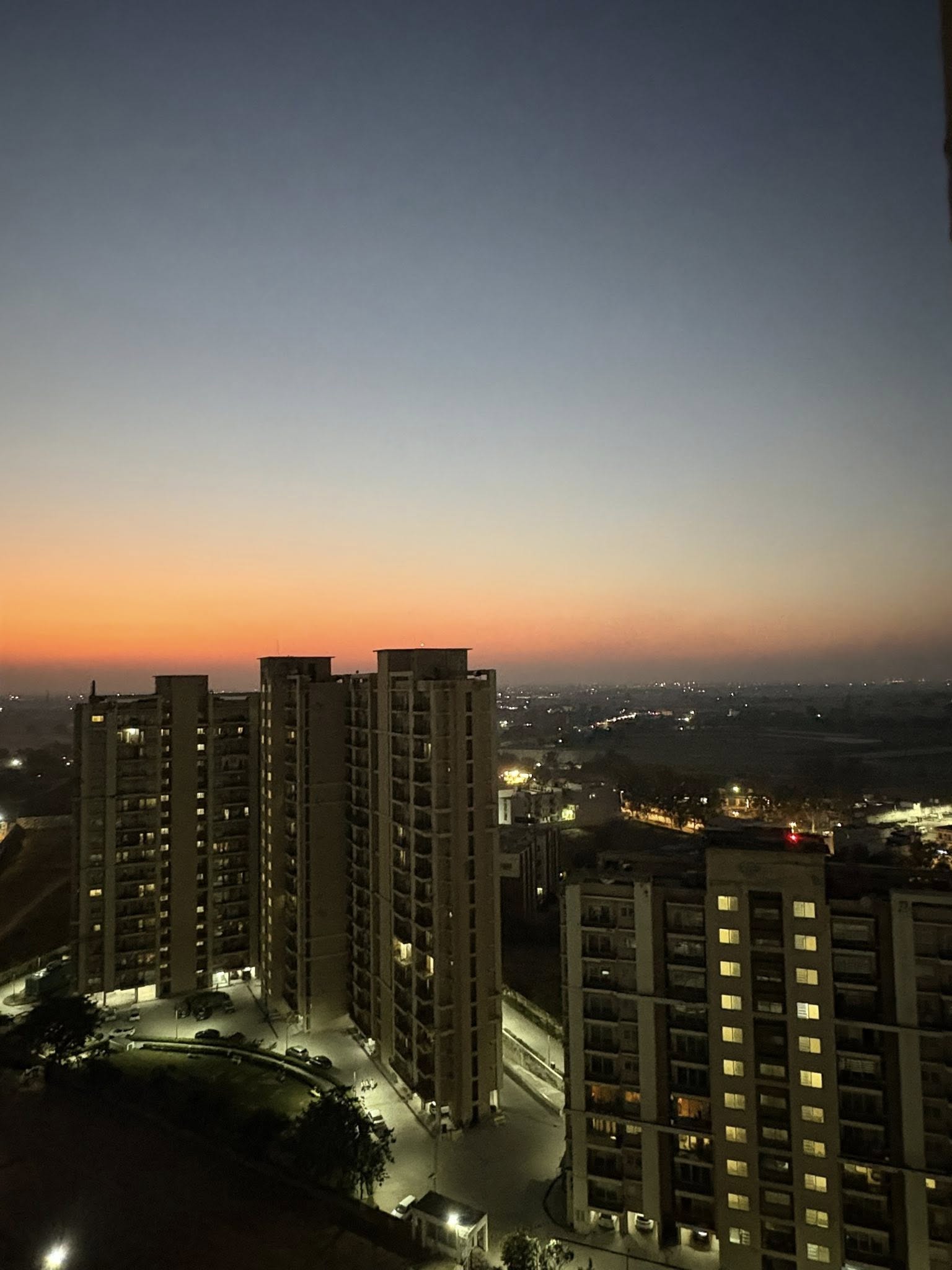 4BHK · Semi Furnished · Apartment