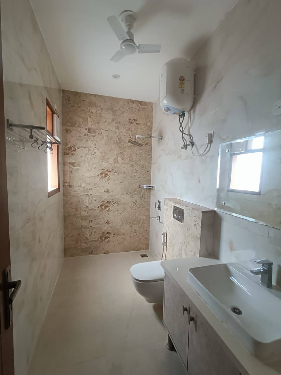 3BHK · Semi Furnished · Apartment