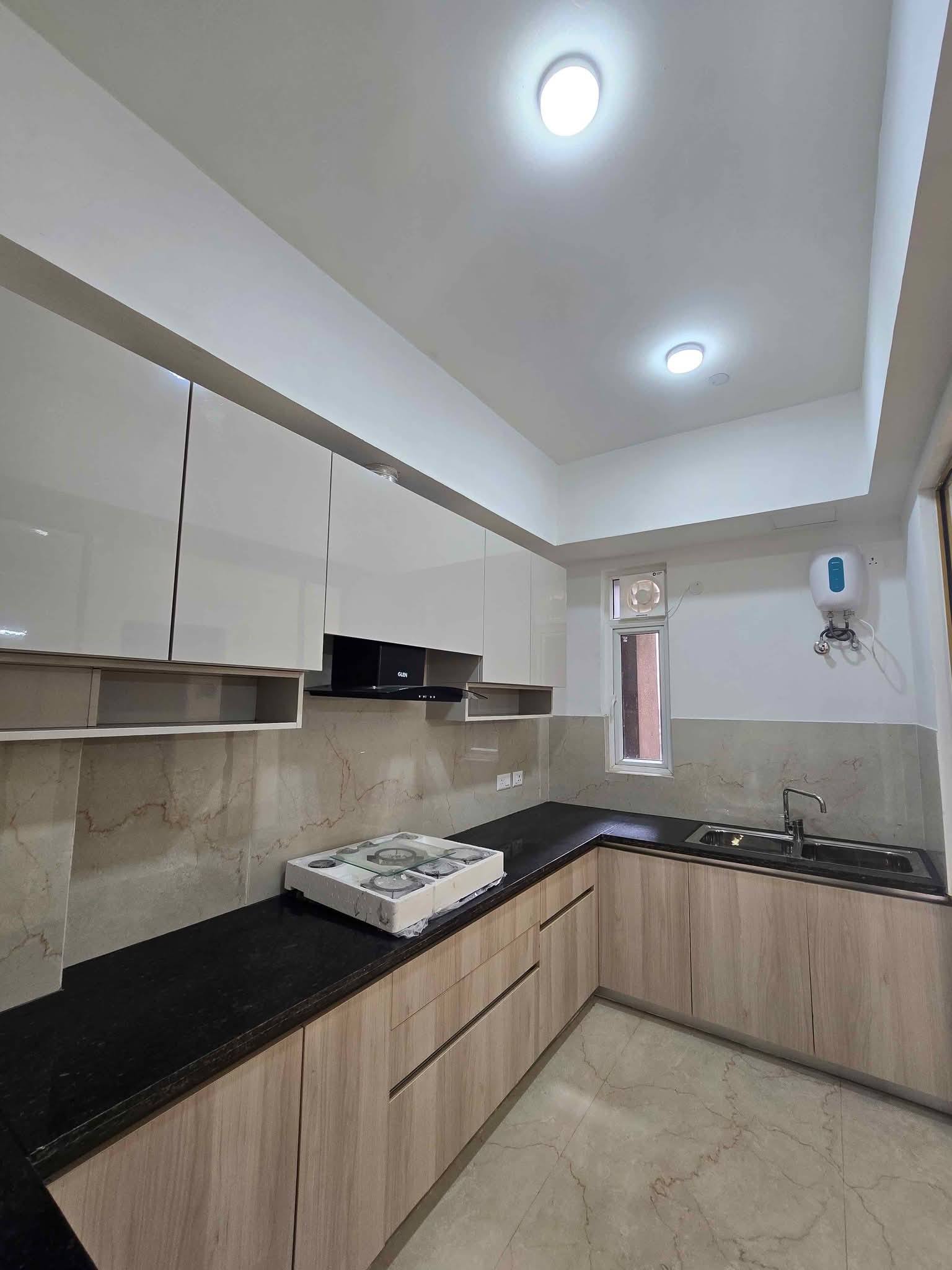 3BHK · Semi Furnished · Apartment