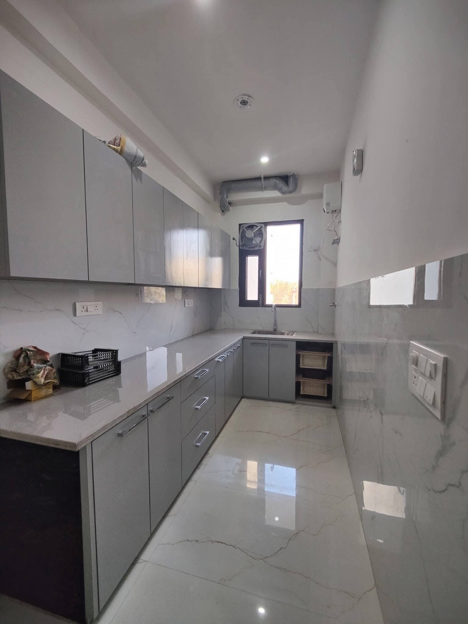 2BHK · Semi Furnished · Apartment