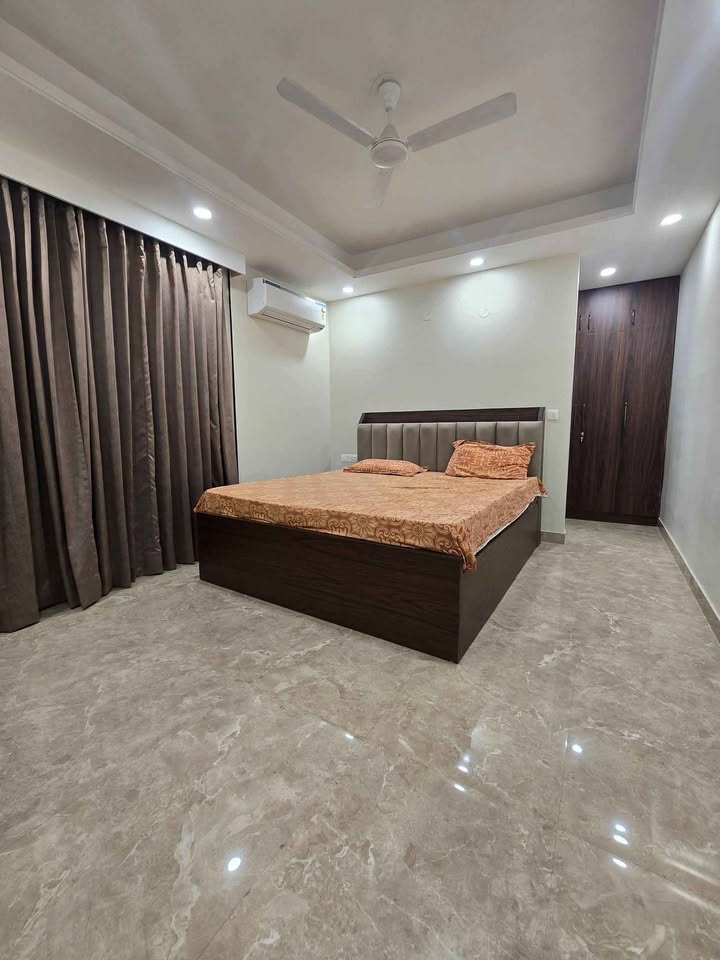 1BHK · Semi Furnished · Apartment