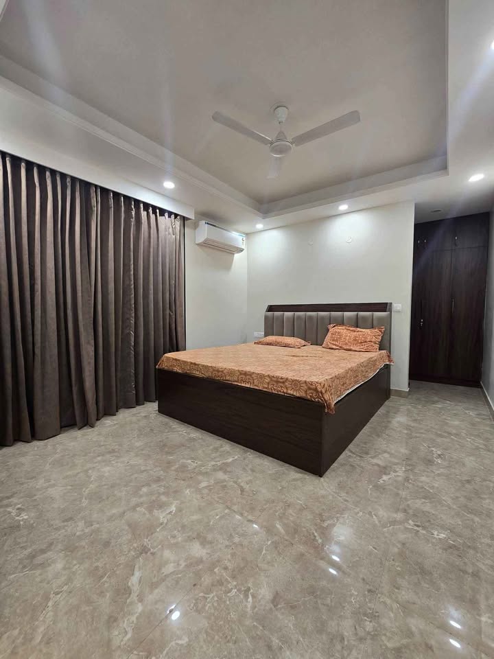 1BHK · Semi Furnished · Apartment