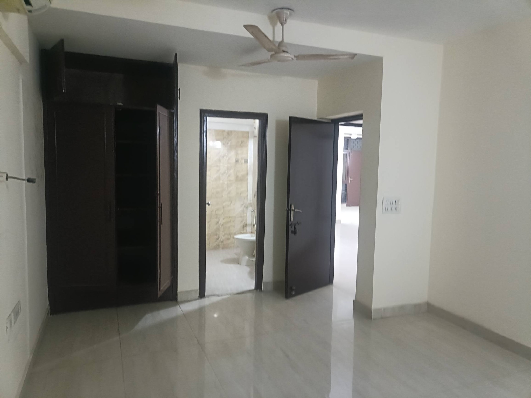 2BHK · Semi Furnished · Apartment
