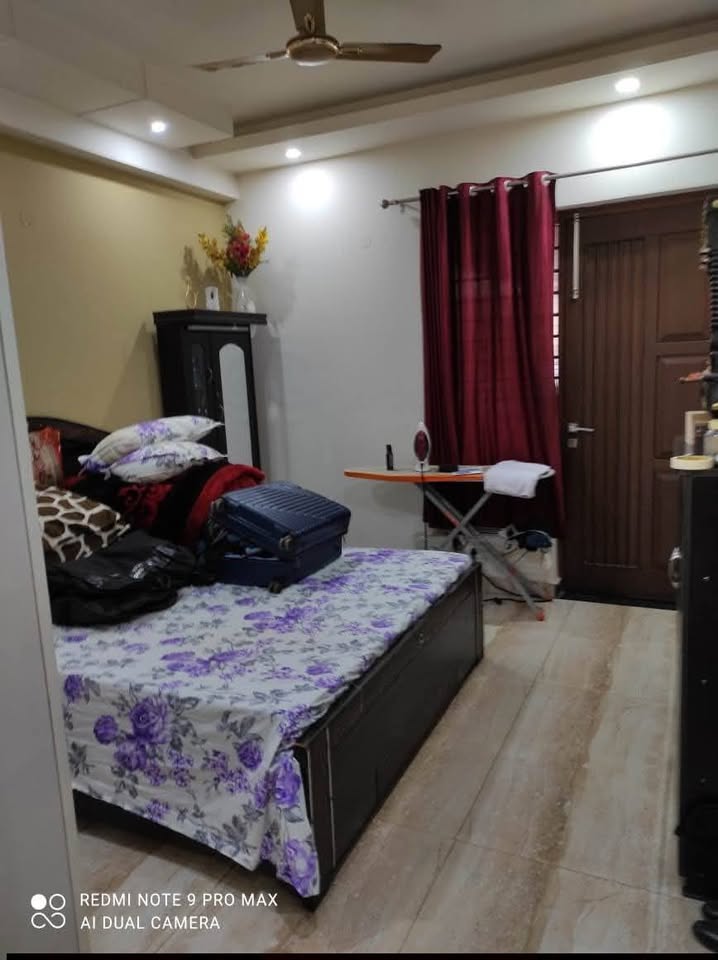 2BHK · Semi Furnished · Apartment