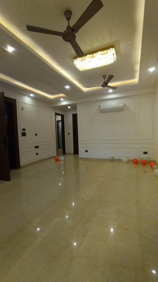 3BHK · Semi Furnished · Apartment