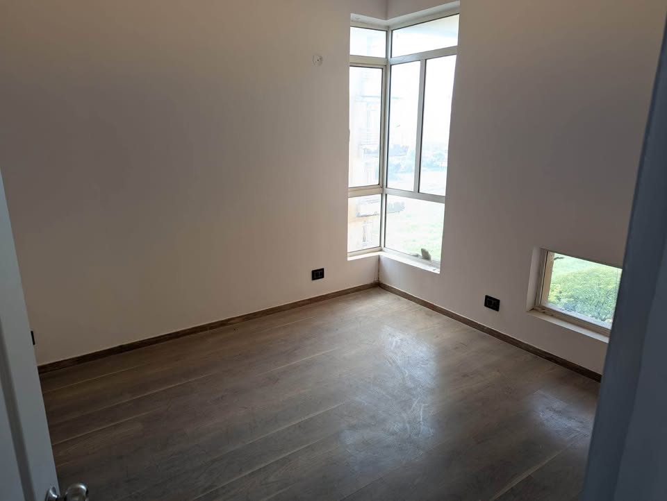 2BHK · Semi Furnished · Apartment