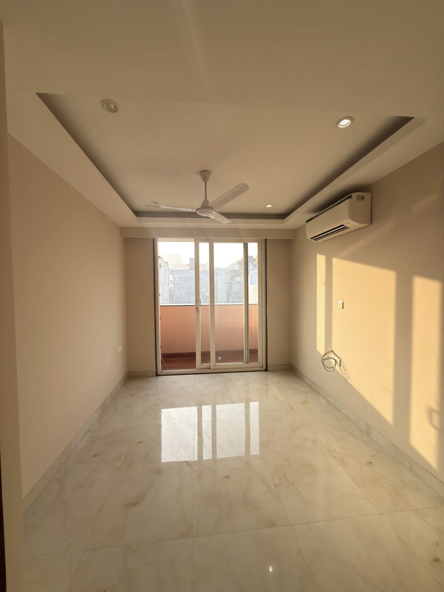 3BHK · Semi Furnished · Apartment
