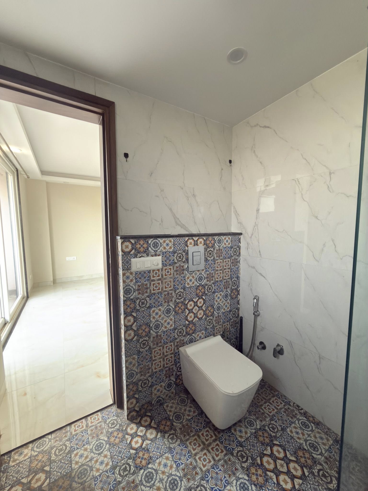 3BHK · Semi Furnished · Apartment