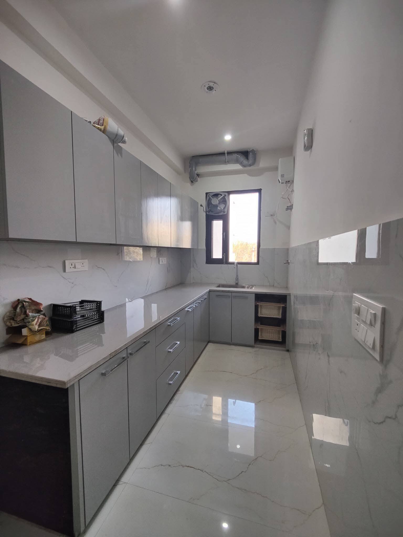 2BHK · Semi Furnished · Apartment