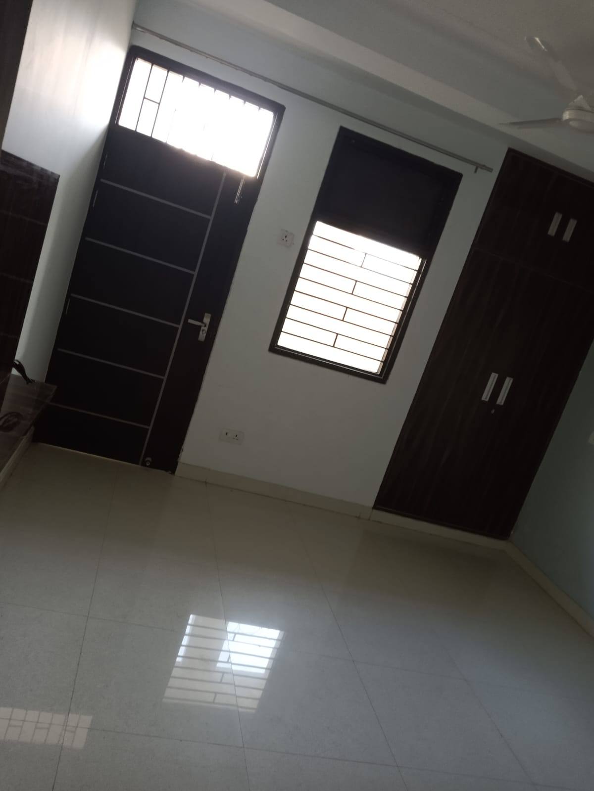 2BHK · Semi Furnished · Apartment