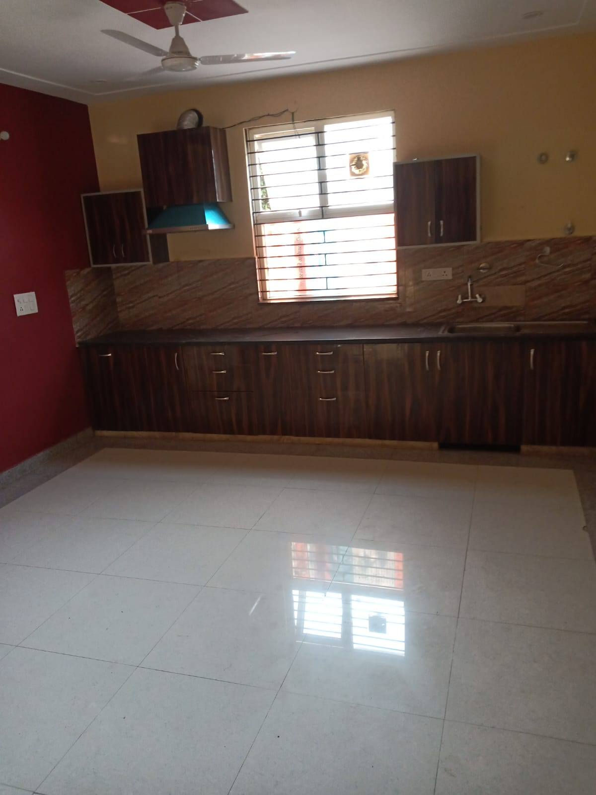 2BHK · Semi Furnished · Apartment