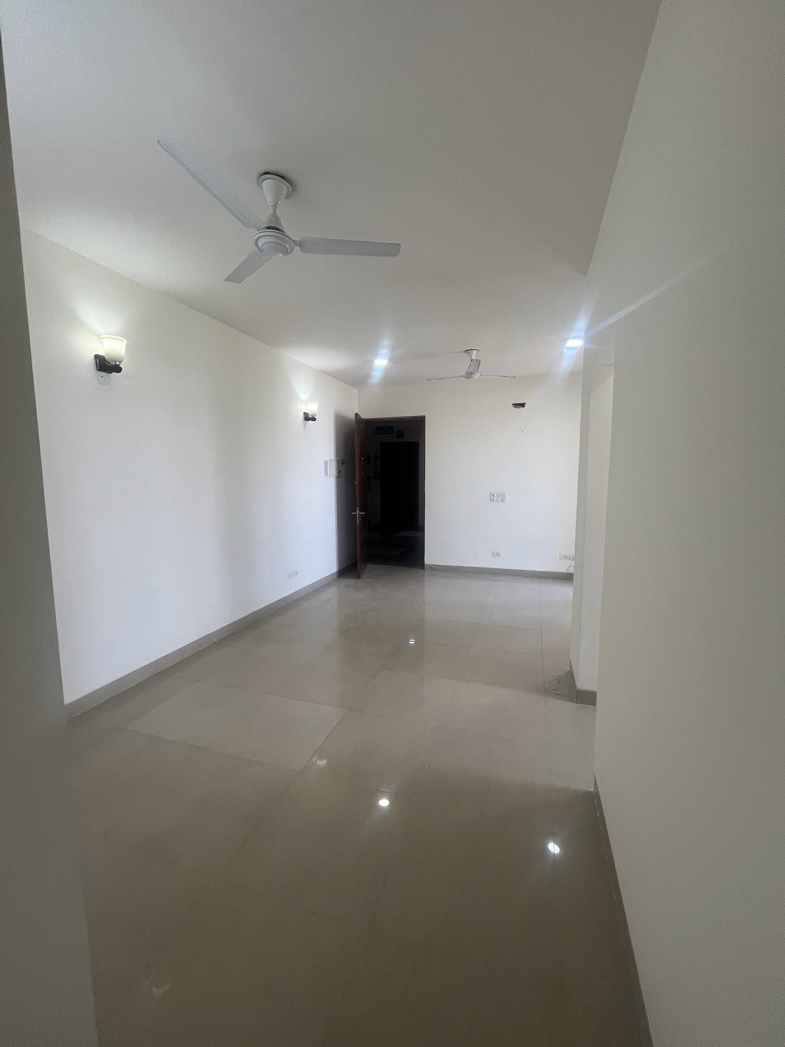 3BHK · Semi Furnished · Apartment