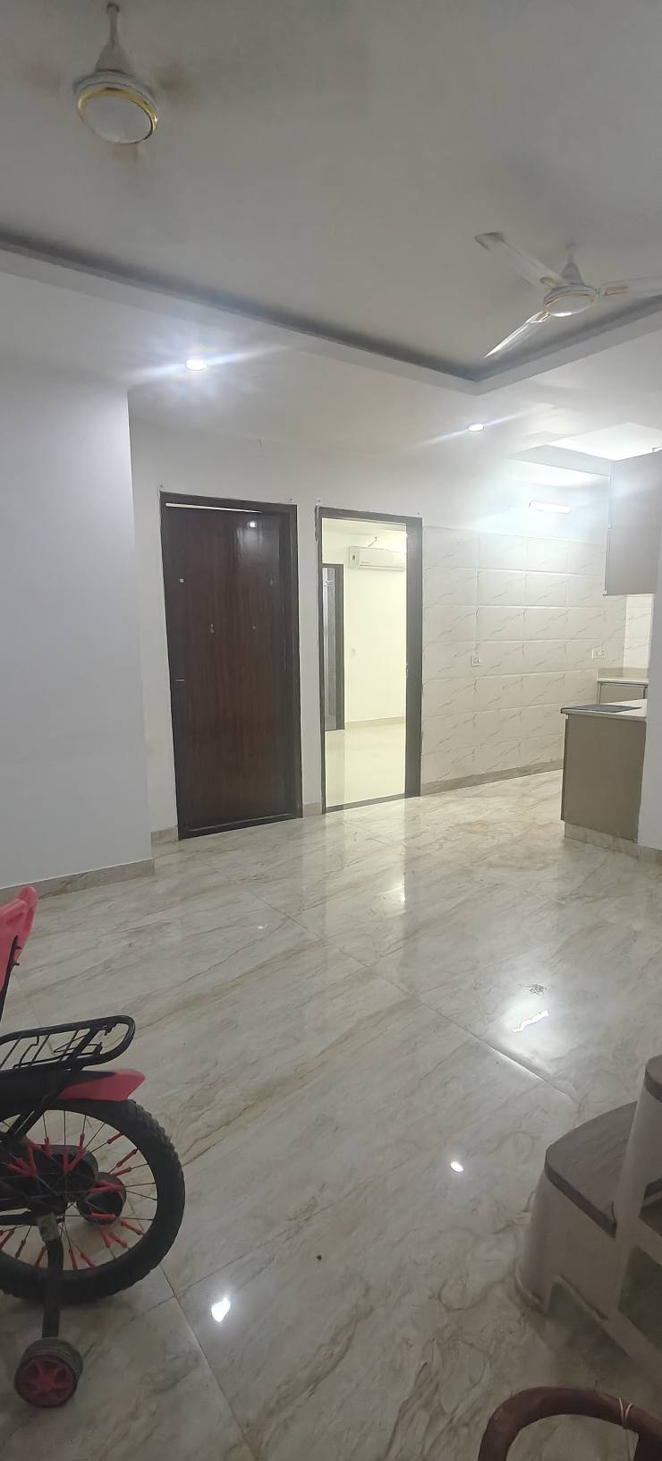 2BHK · Semi Furnished · Apartment