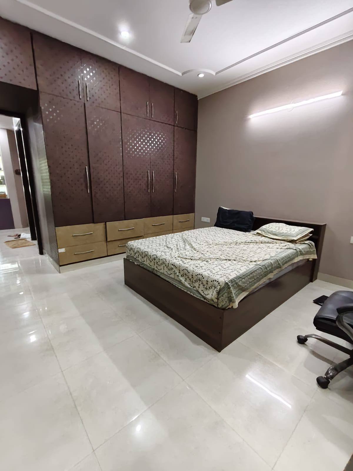 2BHK · Semi Furnished · Apartment