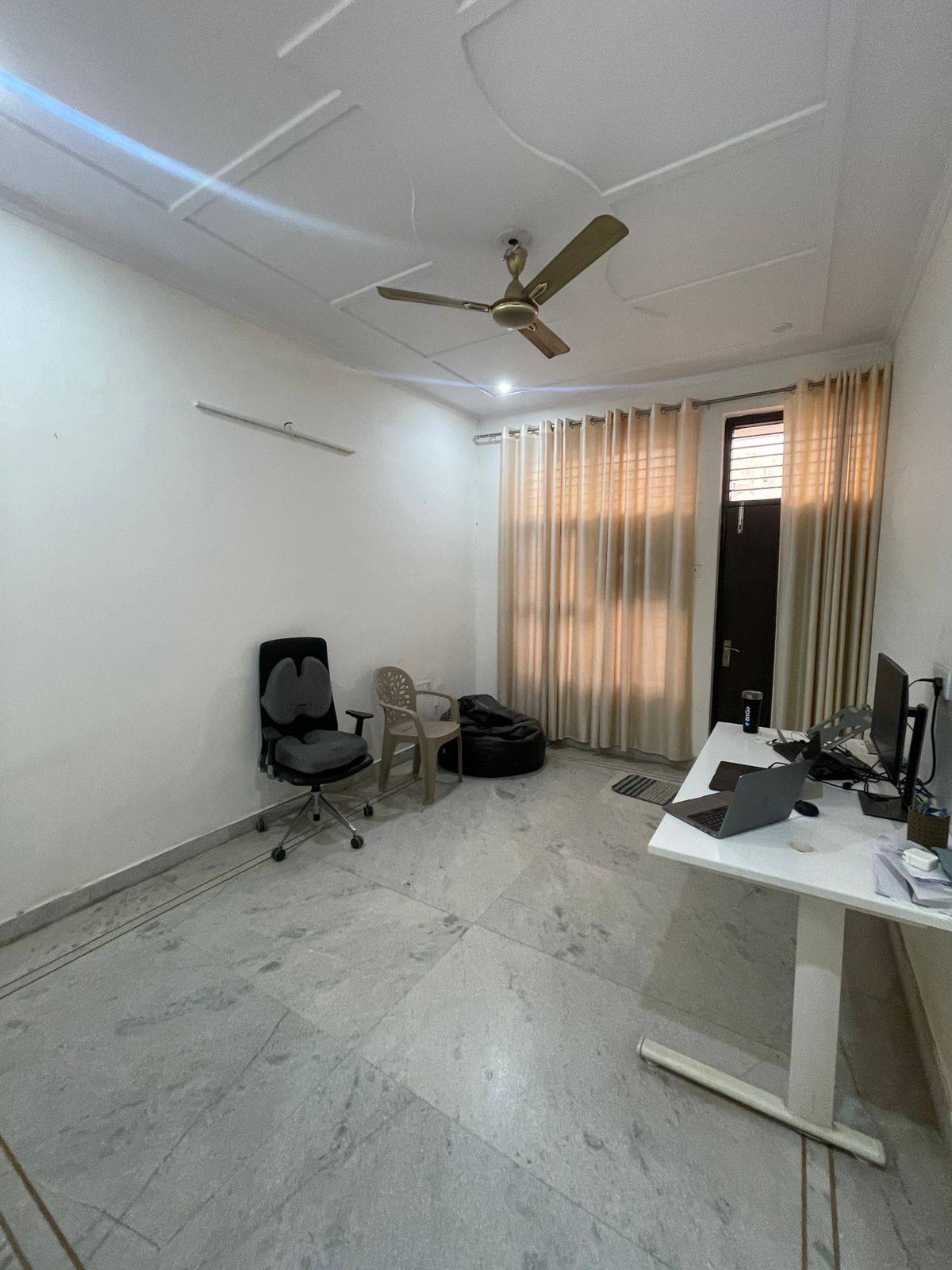 2BHK · Semi Furnished · Apartment